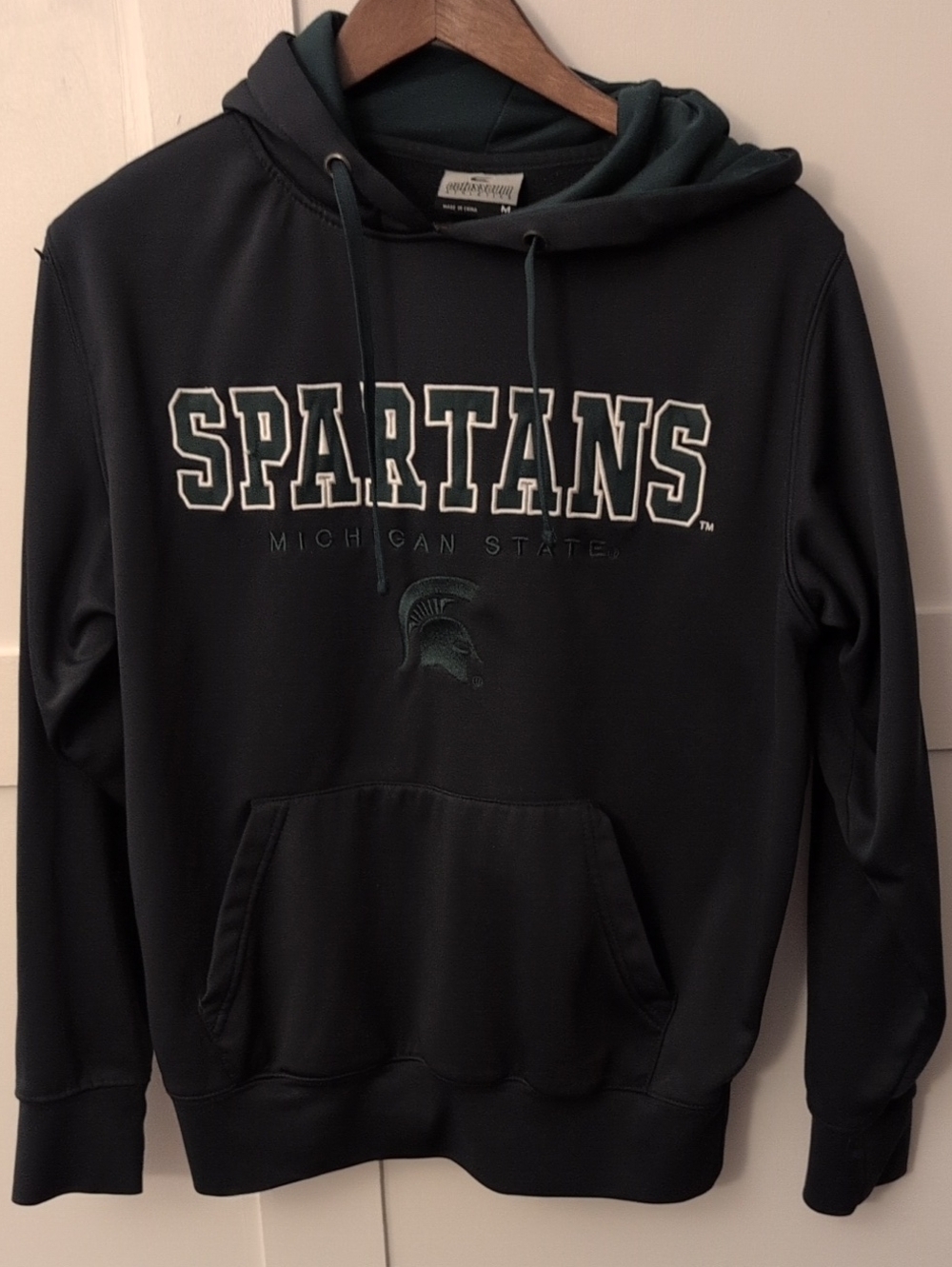 Colosseum Men's Spartans Crewneck Hoodie in Dark Green and White